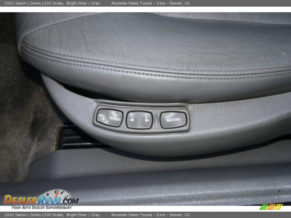 2003 Saturn L Series L200 Sedan Bright Silver / Gray Photo #7