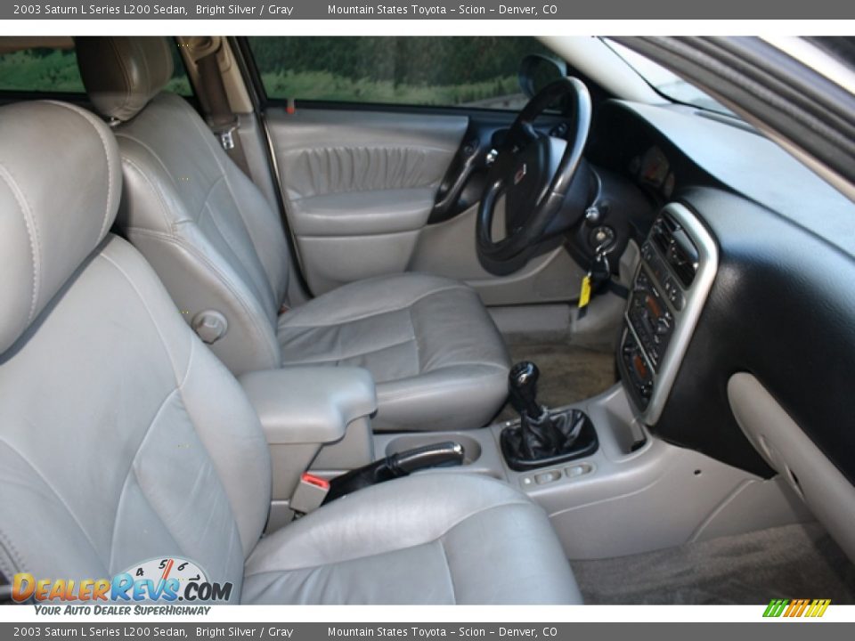 2003 Saturn L Series L200 Sedan Bright Silver / Gray Photo #8