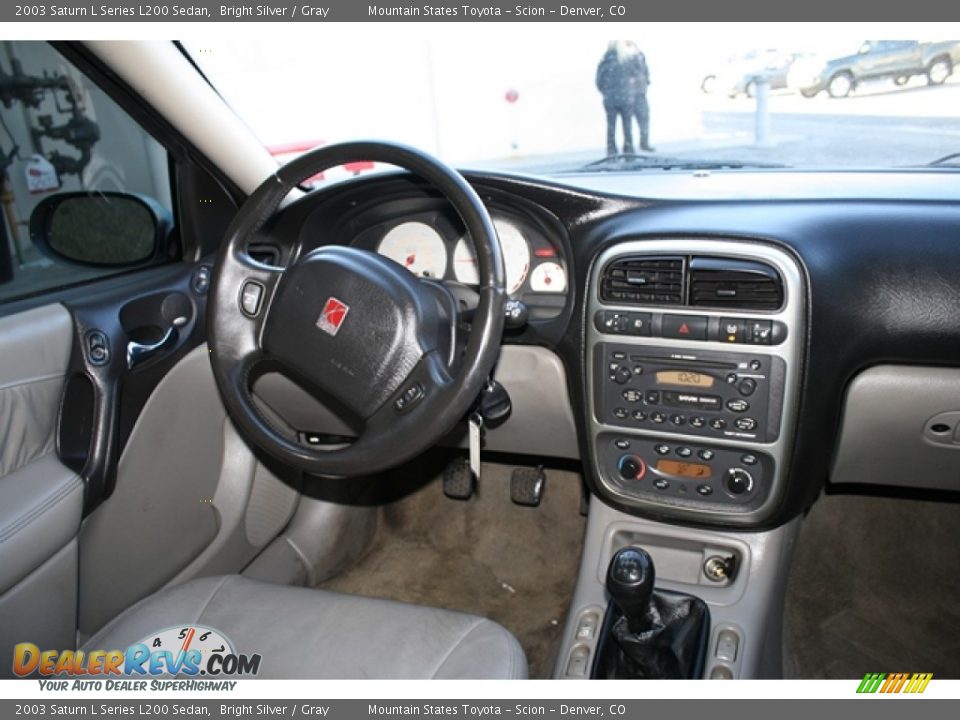 2003 Saturn L Series L200 Sedan Bright Silver / Gray Photo #13