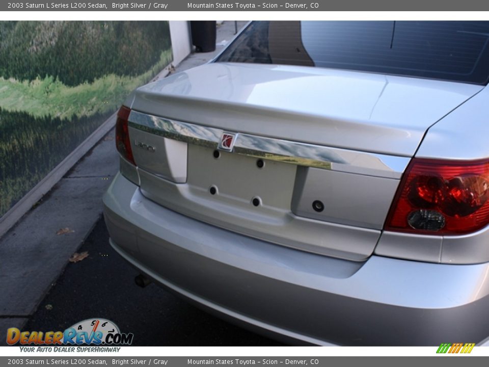 2003 Saturn L Series L200 Sedan Bright Silver / Gray Photo #18