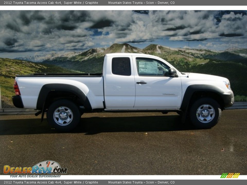 2012 Toyota Tacoma Access Cab 4x4 Super White / Graphite Photo #2