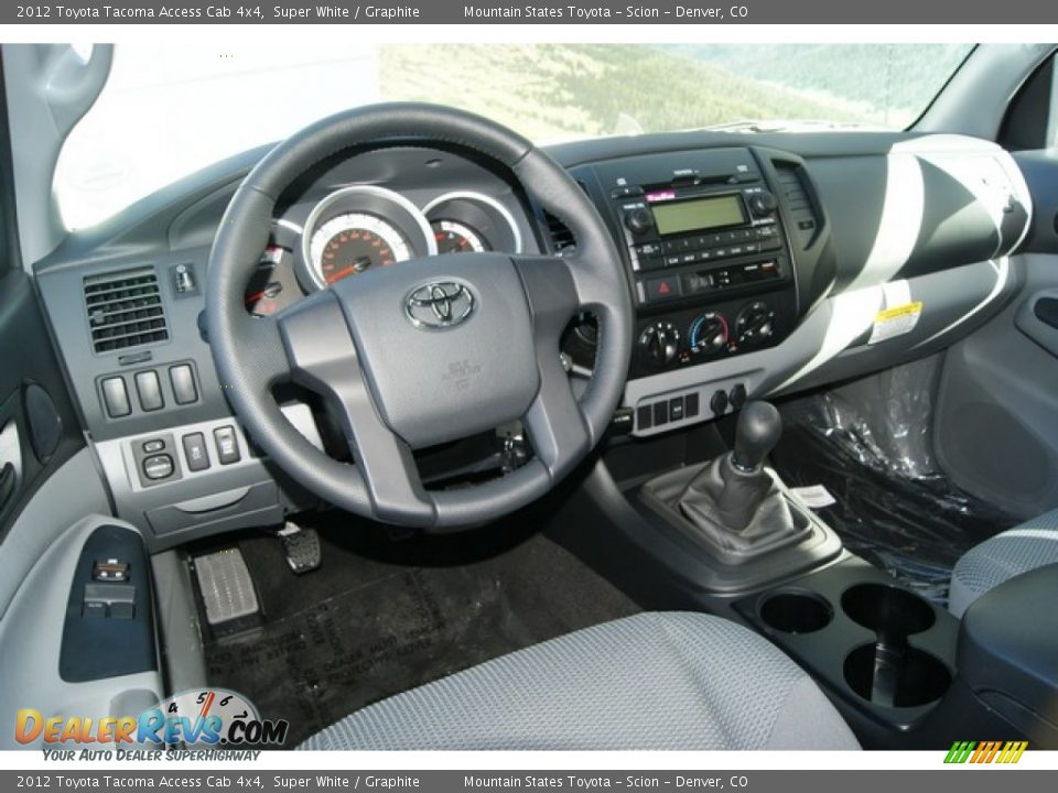 2012 Toyota Tacoma Access Cab 4x4 Super White / Graphite Photo #10