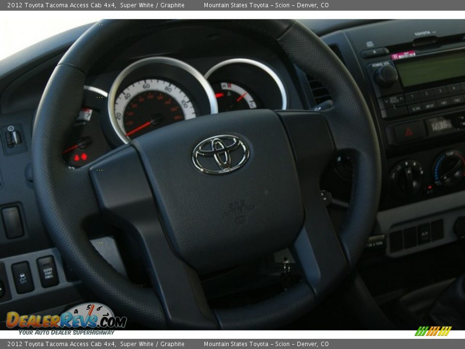 2012 Toyota Tacoma Access Cab 4x4 Super White / Graphite Photo #11