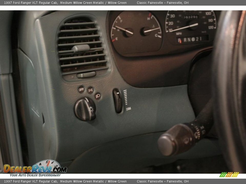 Controls of 1997 Ford Ranger XLT Regular Cab Photo #6