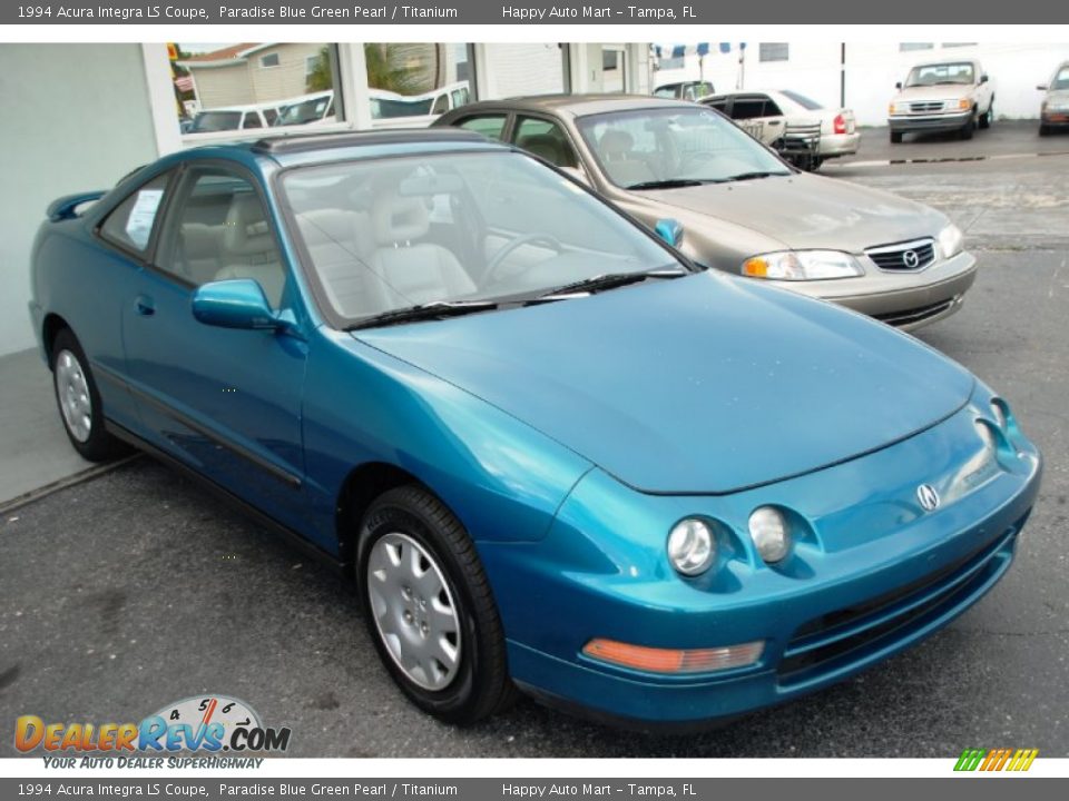 Front 3/4 View of 1994 Acura Integra LS Coupe Photo #5