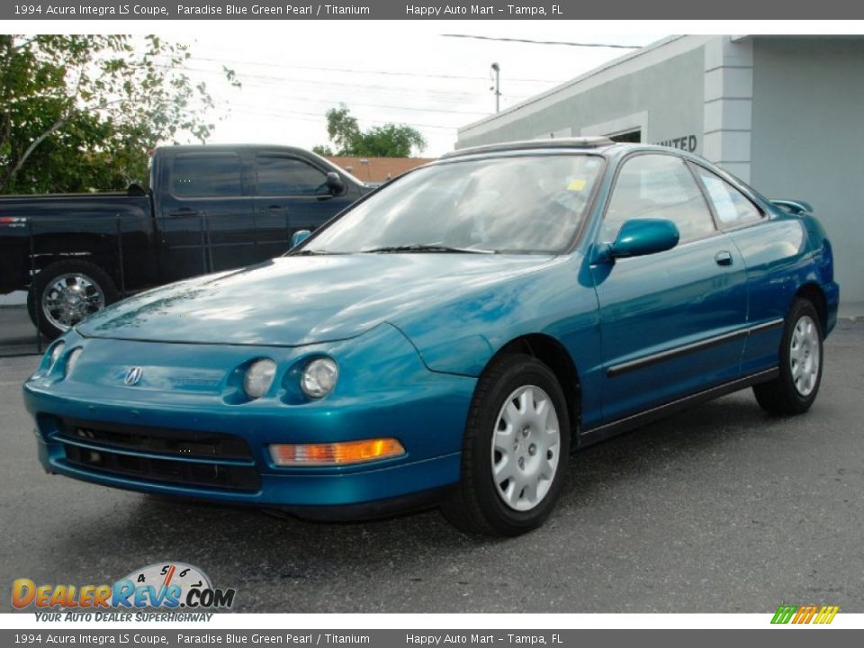 Front 3/4 View of 1994 Acura Integra LS Coupe Photo #8