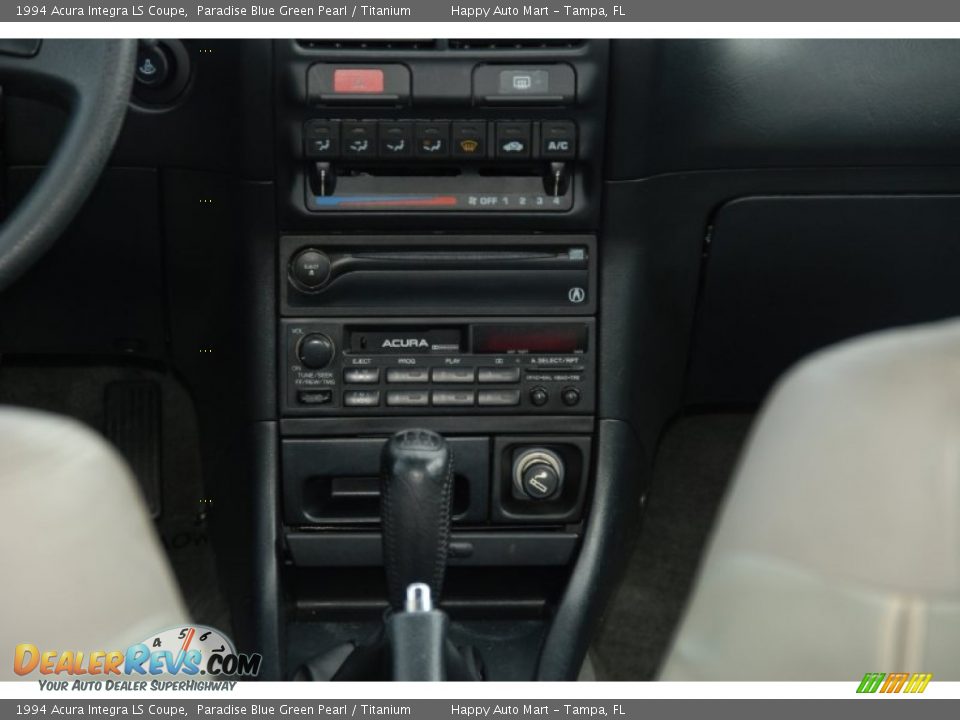 Controls of 1994 Acura Integra LS Coupe Photo #19