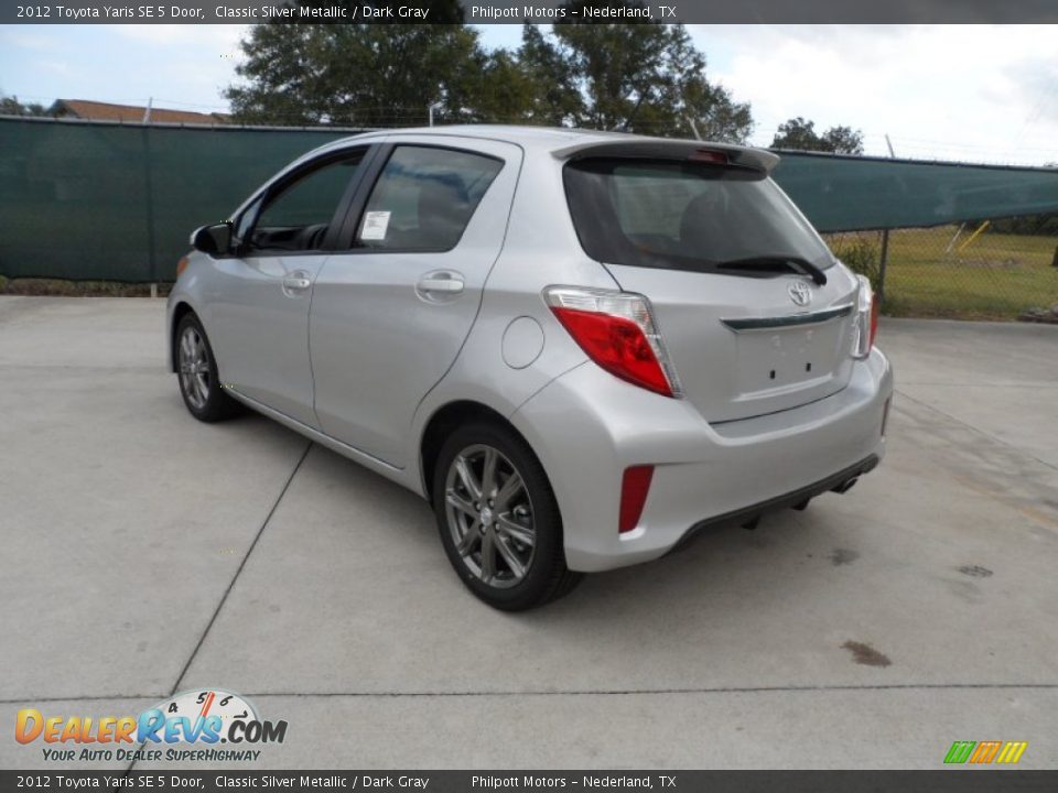 2012 Toyota Yaris SE 5 Door Classic Silver Metallic / Dark Gray Photo #5