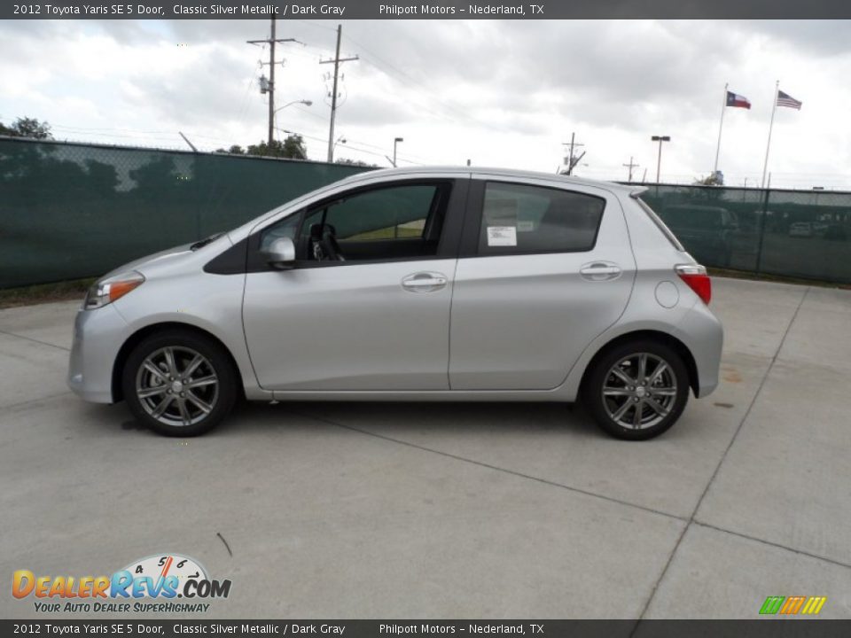 Classic Silver Metallic 2012 Toyota Yaris SE 5 Door Photo #6