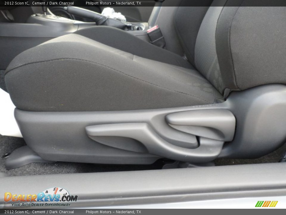 Controls of 2012 Scion tC  Photo #23