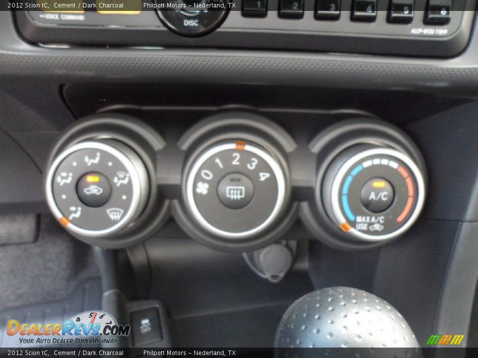Controls of 2012 Scion tC  Photo #28