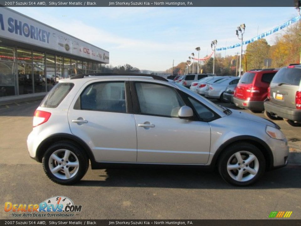 2007 Suzuki SX4 AWD Silky Silver Metallic / Black Photo #2