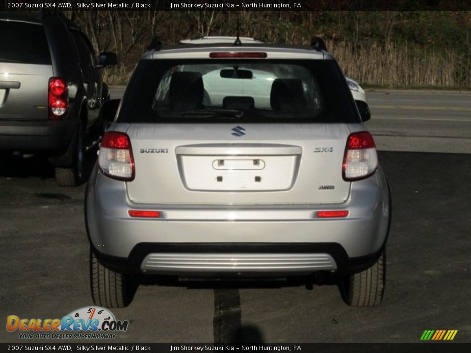 2007 Suzuki SX4 AWD Silky Silver Metallic / Black Photo #4