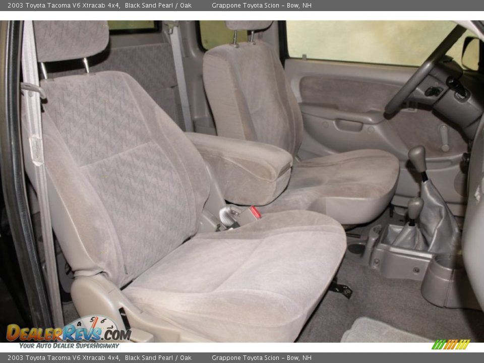 Oak Interior - 2003 Toyota Tacoma V6 Xtracab 4x4 Photo #14