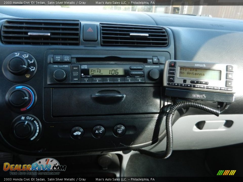 2003 Honda Civic EX Sedan Satin Silver Metallic / Gray Photo #18
