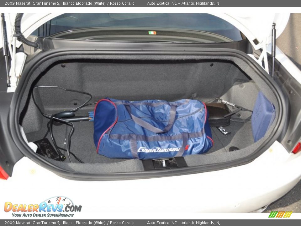 2009 Maserati GranTurismo S Trunk Photo #6