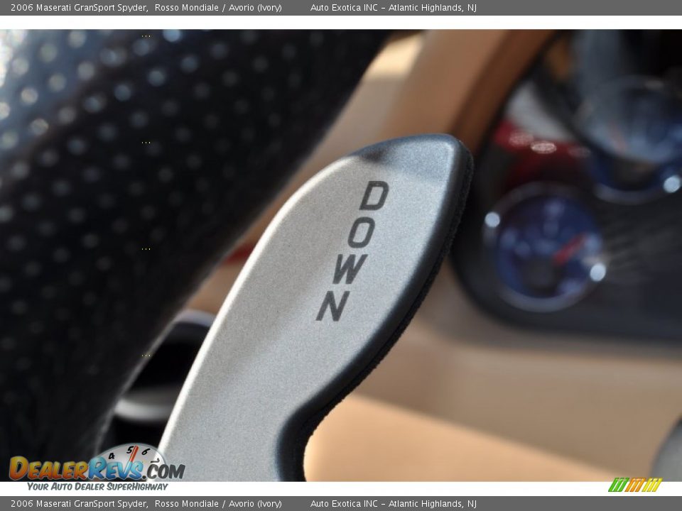 2006 Maserati GranSport Spyder Shifter Photo #18