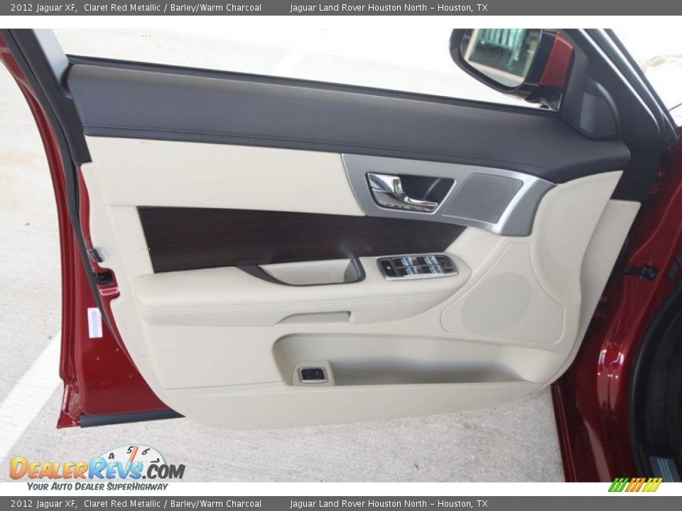 Door Panel of 2012 Jaguar XF  Photo #14