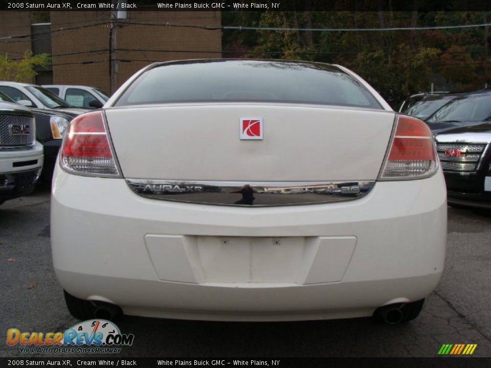 2008 Saturn Aura XR Cream White / Black Photo #5