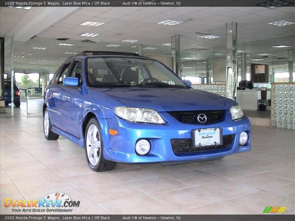 2003 Mazda Protege 5 Wagon Laser Blue Mica / Off Black Photo #19