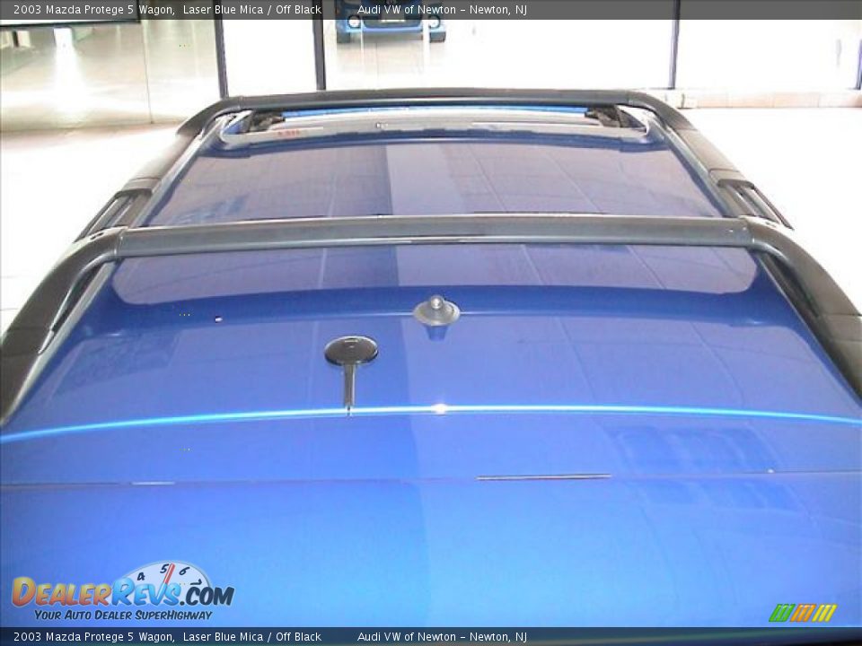 2003 Mazda Protege 5 Wagon Laser Blue Mica / Off Black Photo #25