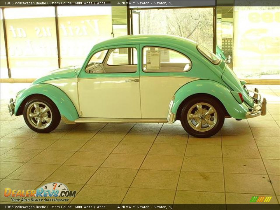 1966 Volkswagen Beetle Custom Coupe Mint White / White Photo #9