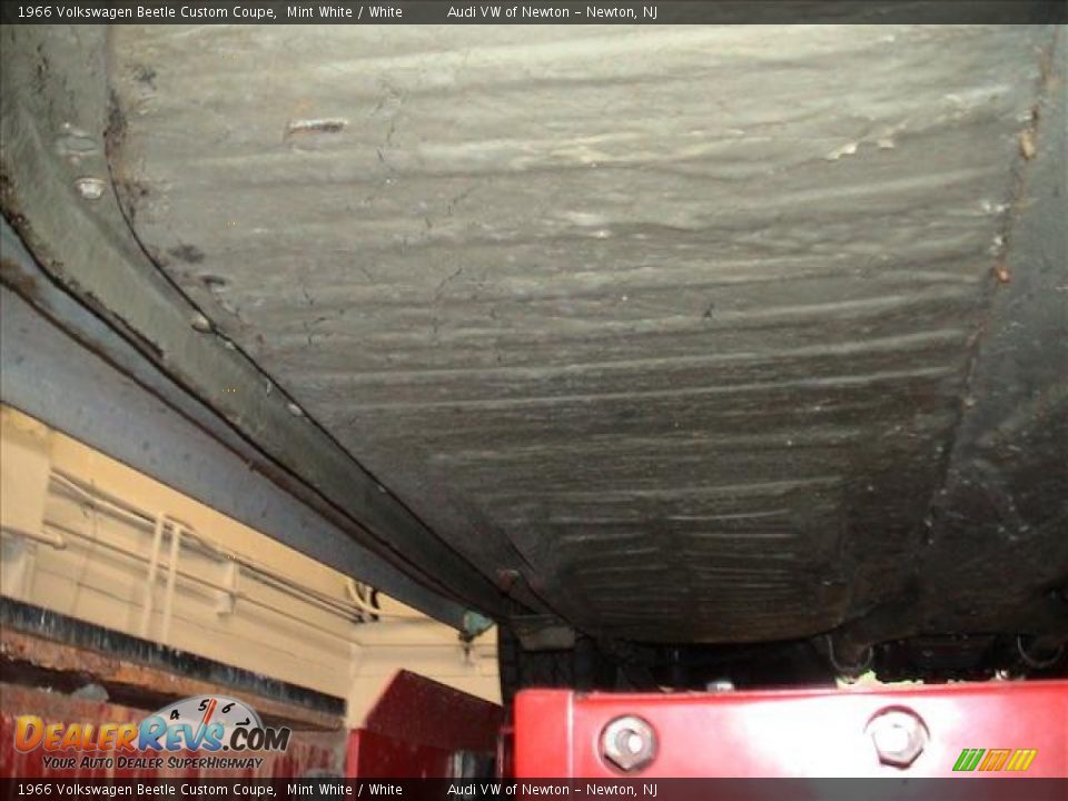 1966 Volkswagen Beetle Custom Coupe Mint White / White Photo #20