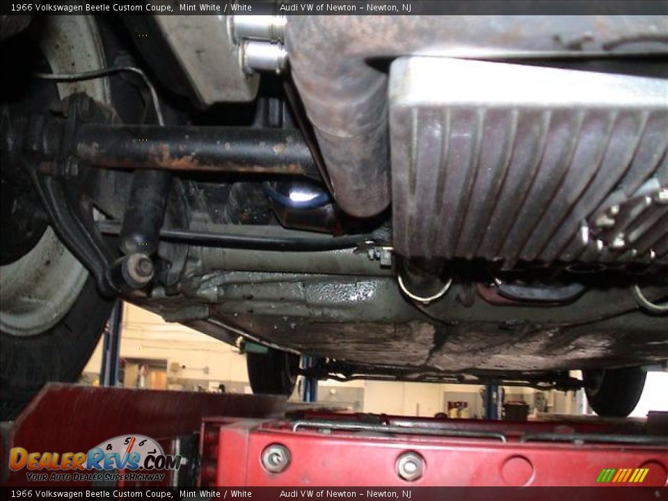 1966 Volkswagen Beetle Custom Coupe Mint White / White Photo #23