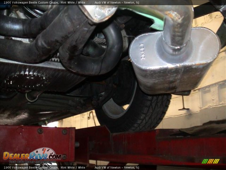 1966 Volkswagen Beetle Custom Coupe Mint White / White Photo #26