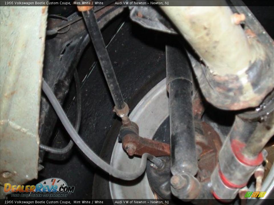 1966 Volkswagen Beetle Custom Coupe Mint White / White Photo #30