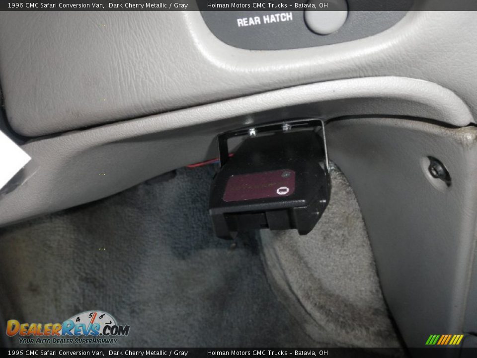 1996 GMC Safari Conversion Van Dark Cherry Metallic / Gray Photo #7