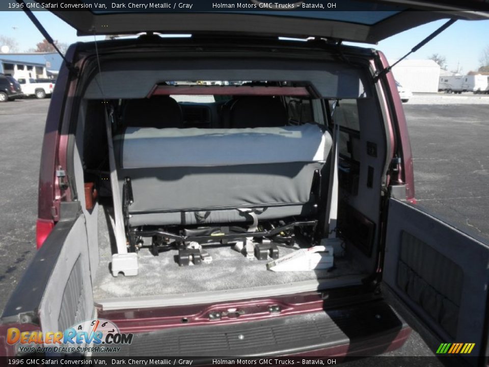 1996 GMC Safari Conversion Van Dark Cherry Metallic / Gray Photo #16