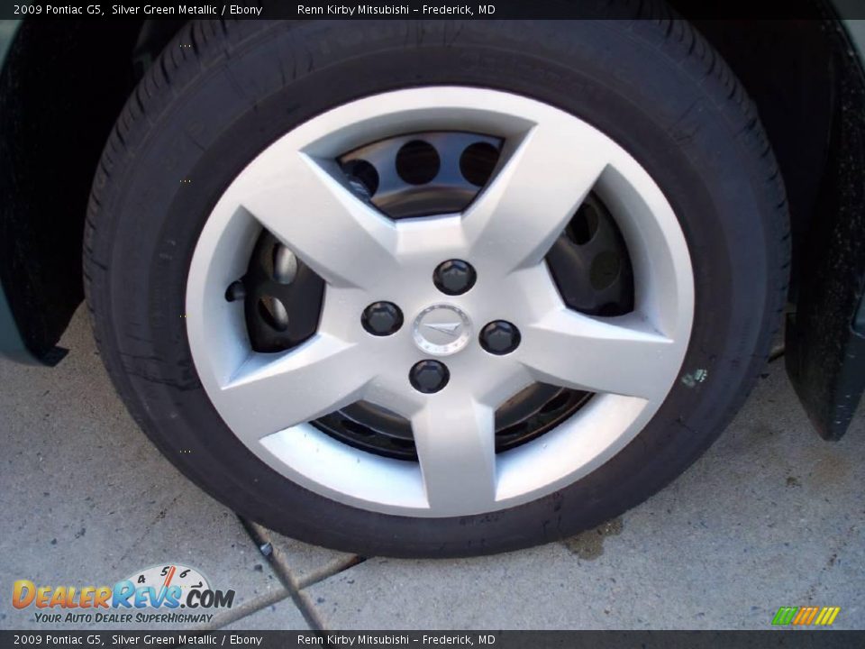 2009 Pontiac G5 Silver Green Metallic / Ebony Photo #6