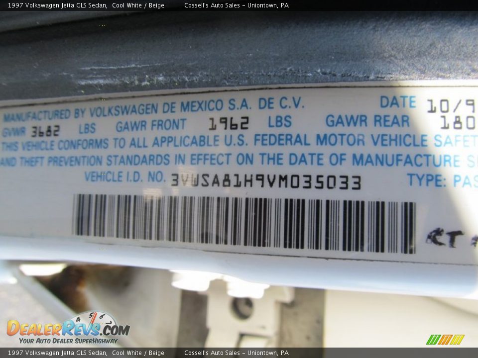 1997 Volkswagen Jetta GLS Sedan Cool White / Beige Photo #14