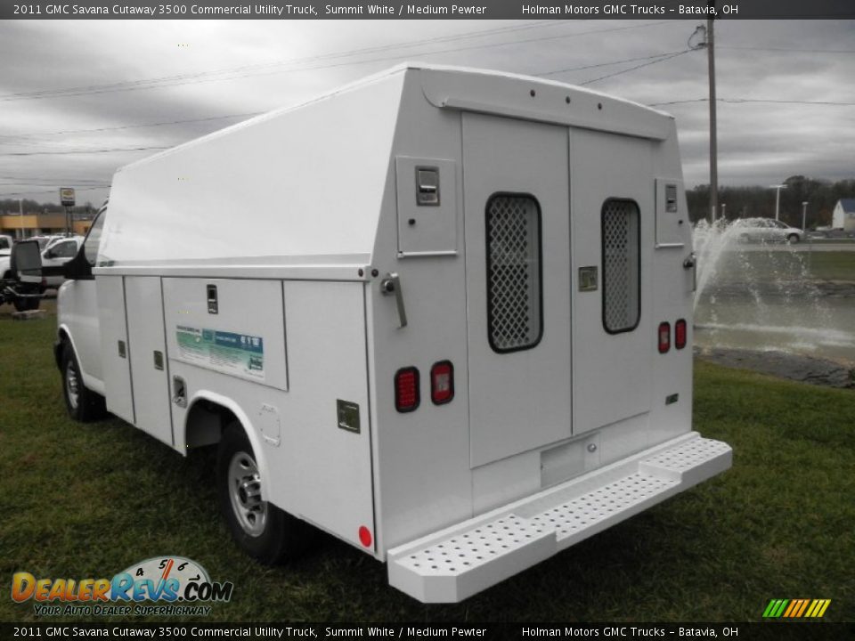 2011 GMC Savana Cutaway 3500 Commercial Utility Truck Summit White / Medium Pewter Photo #14