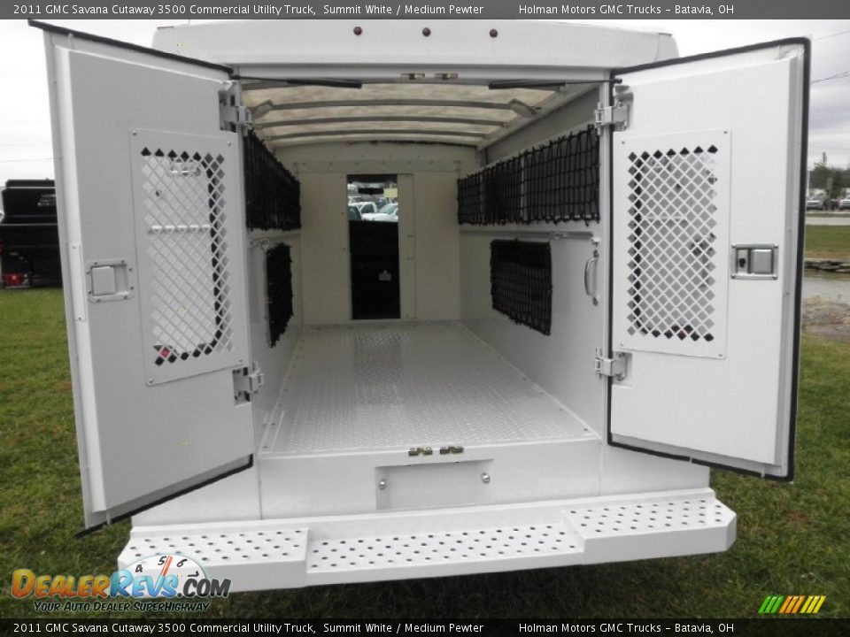 2011 GMC Savana Cutaway 3500 Commercial Utility Truck Trunk Photo #15