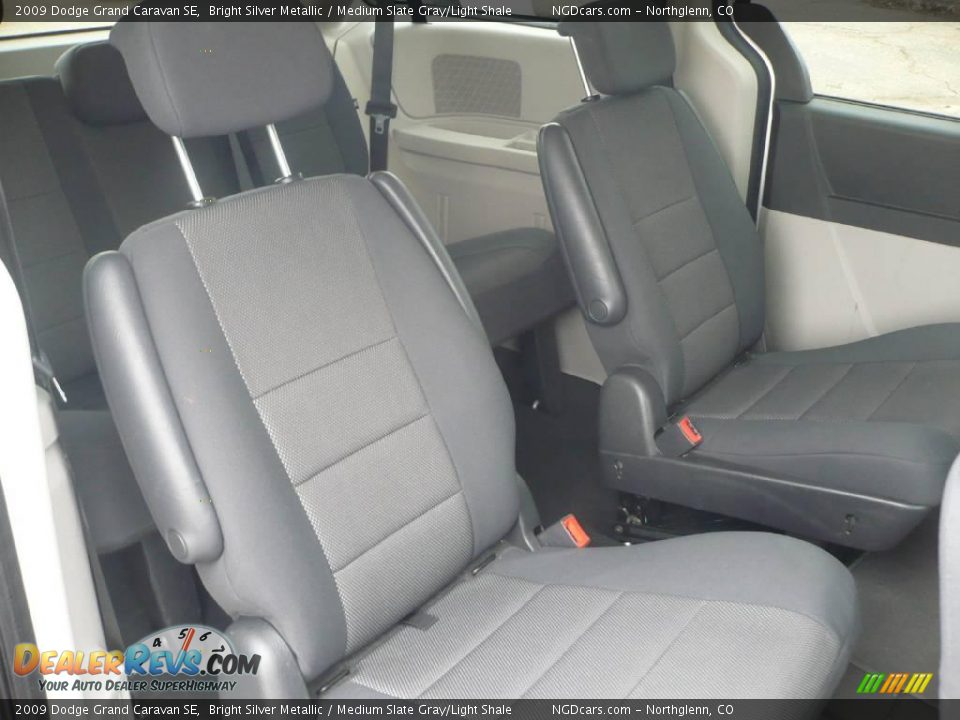 2009 Dodge Grand Caravan SE Bright Silver Metallic / Medium Slate Gray/Light Shale Photo #9