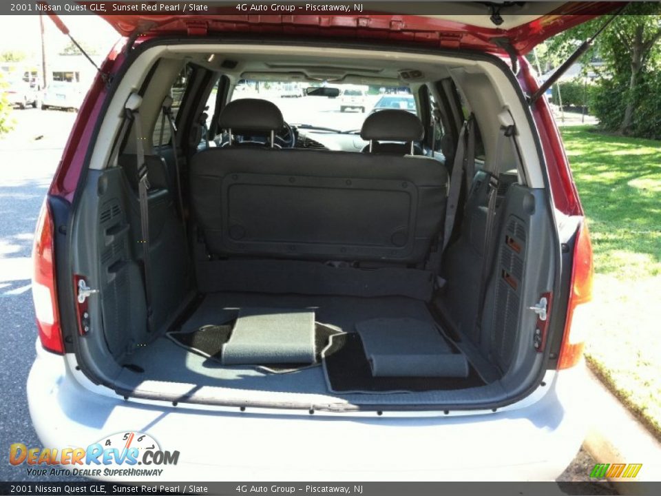 2001 Nissan Quest GLE Sunset Red Pearl / Slate Photo #17