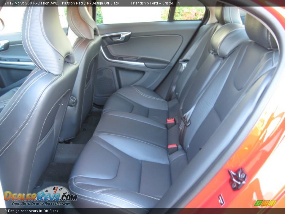R Design rear seats in Off Black - 2012 Volvo S60
