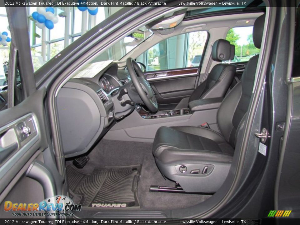 Black Anthracite Interior - 2012 Volkswagen Touareg TDI Executive 4XMotion Photo #3