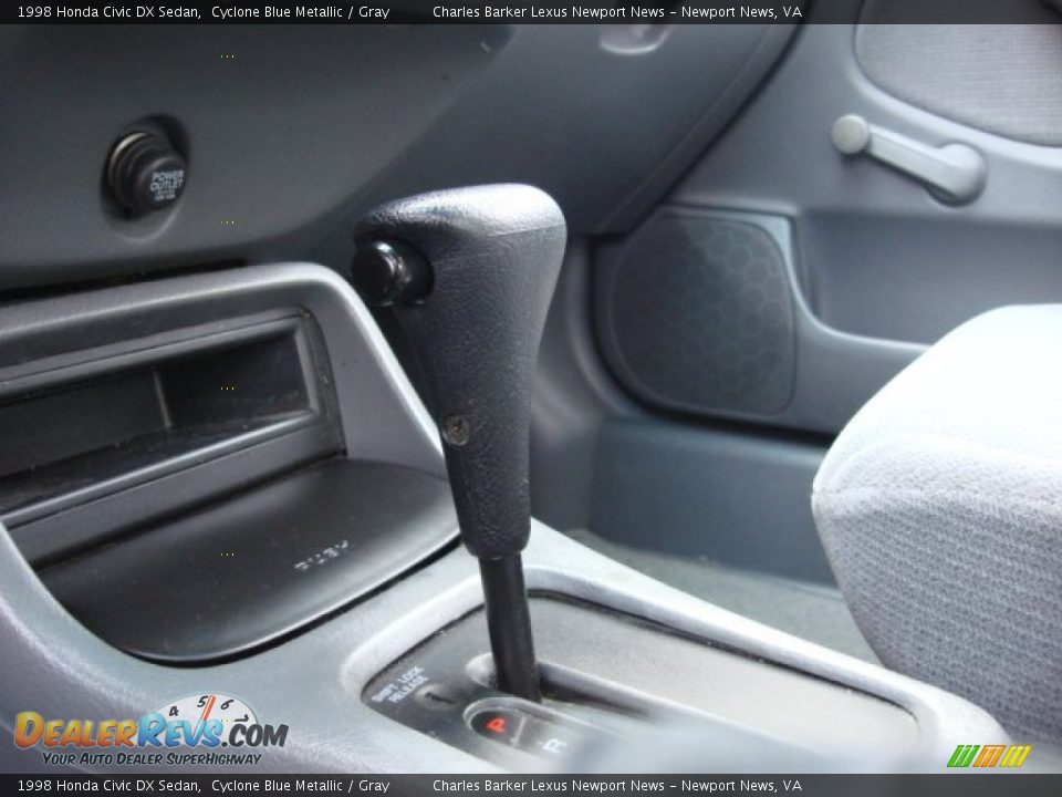 1998 Honda Civic DX Sedan Shifter Photo #14
