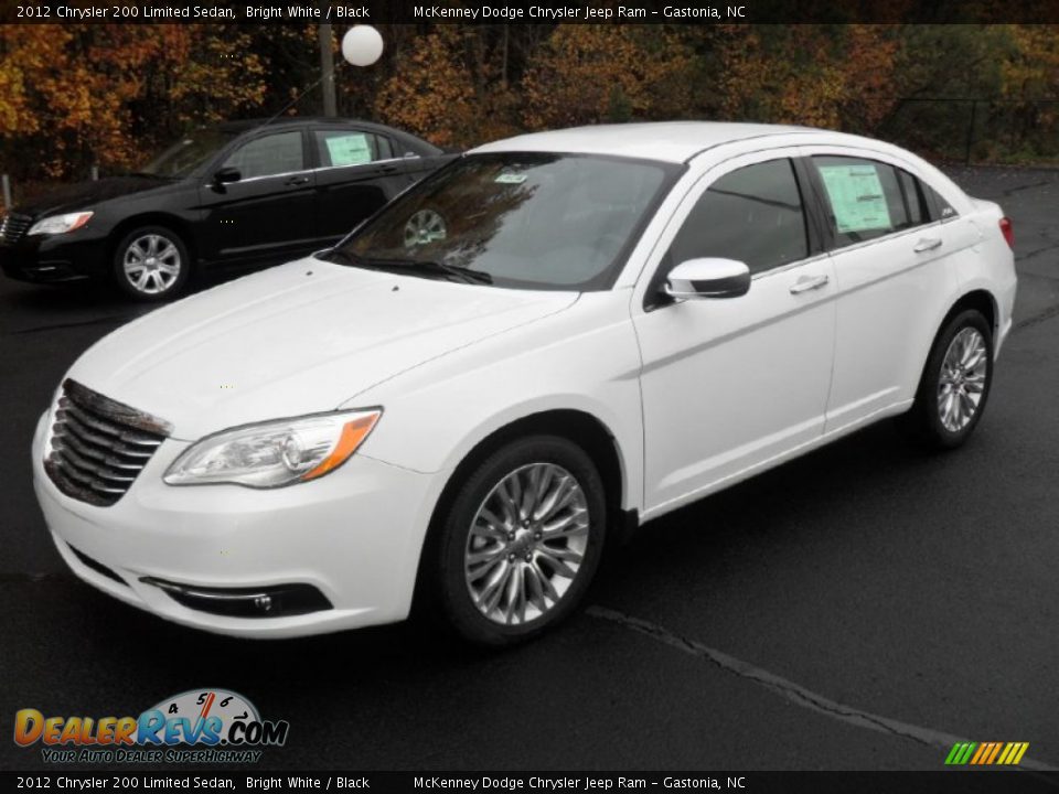 Front 3/4 View of 2012 Chrysler 200 Limited Sedan Photo #1