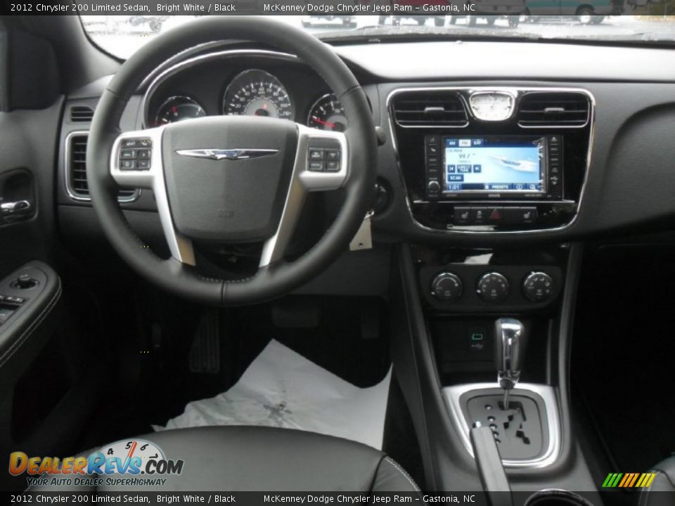 2012 Chrysler 200 Limited Sedan Bright White / Black Photo #15