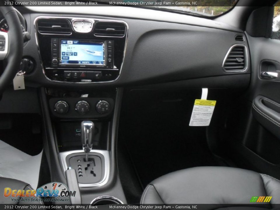 2012 Chrysler 200 Limited Sedan Bright White / Black Photo #16