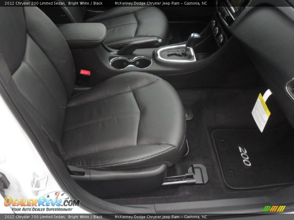 2012 Chrysler 200 Limited Sedan Bright White / Black Photo #19