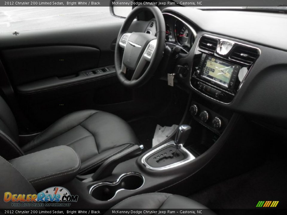 2012 Chrysler 200 Limited Sedan Bright White / Black Photo #20