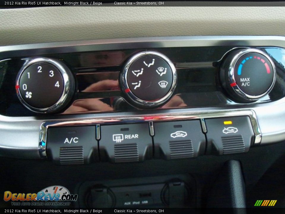 Controls of 2012 Kia Rio Rio5 LX Hatchback Photo #14