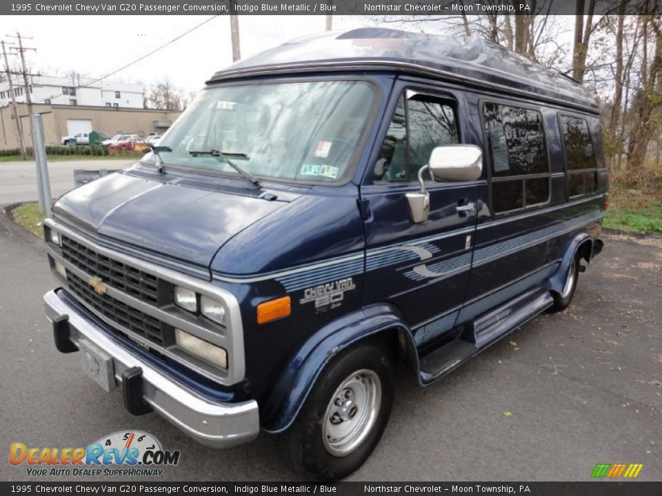 Front 3/4 View of 1995 Chevrolet Chevy Van G20 Passenger Conversion Photo #3