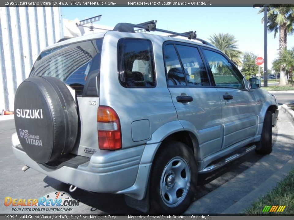 1999 Suzuki Grand Vitara JLX 4WD Silky Silver Metallic / Grey Photo #6