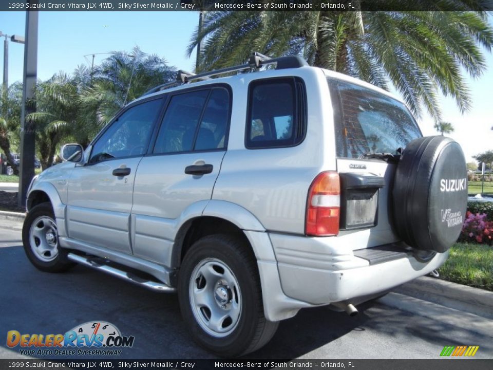 1999 Suzuki Grand Vitara JLX 4WD Silky Silver Metallic / Grey Photo #8
